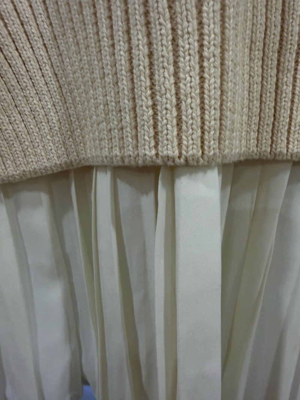 Mini Dress English Factory - Picture 2 of 2